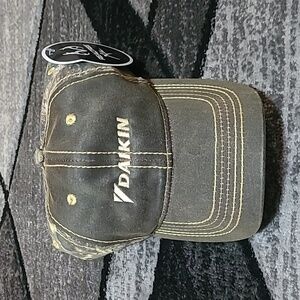REALTREE XTRA DAIKIN EMBROIDERED CAMO FAUX LEATHER HAT